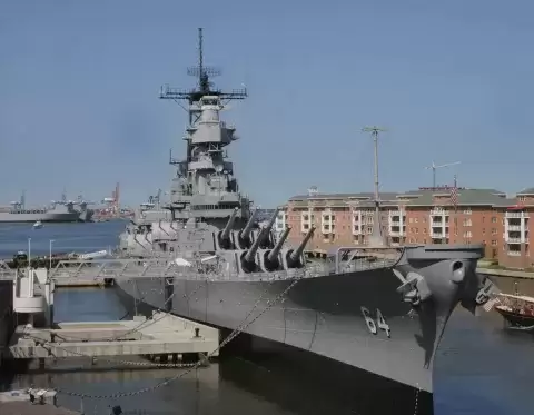 USS Wisconsin in Norfolk Harbour 