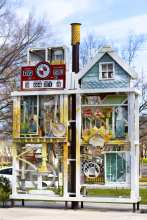Gravely-Lester Art Garden